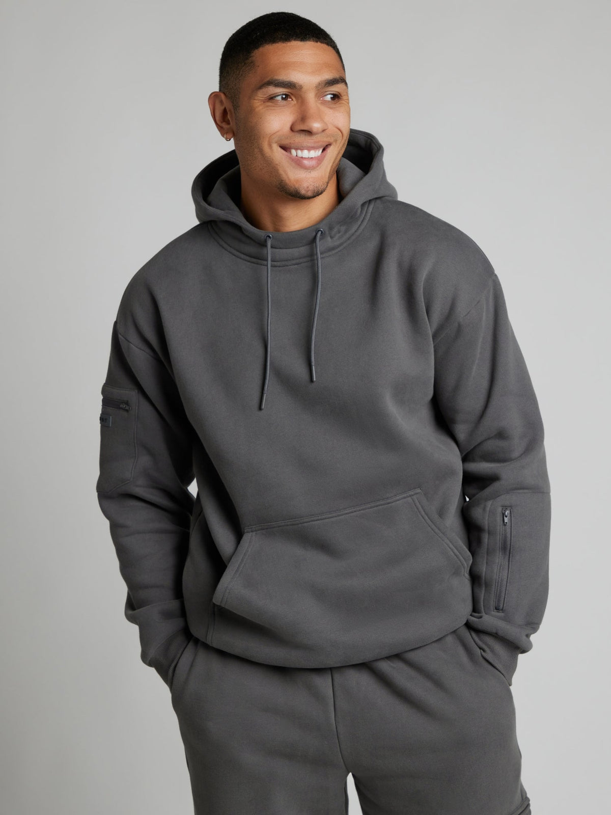 Steel Grey / M